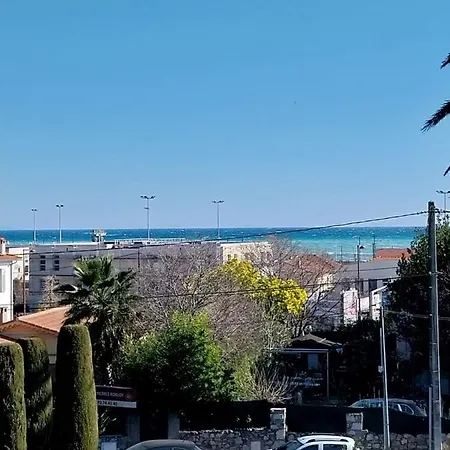 Lejlighed 63 M Very Bright With Beautiful Sea View *